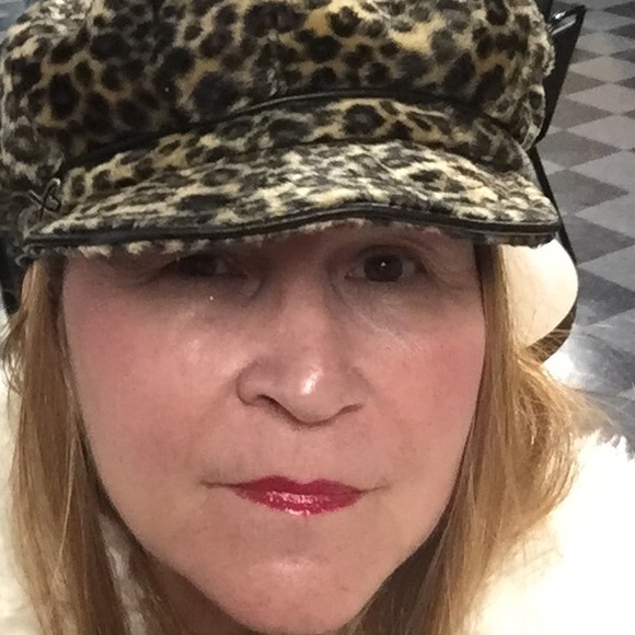 Meet your Posher, Jan - Picture 2 of 4